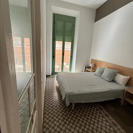 Urban Center Apartment *