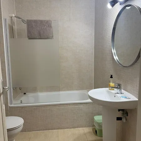 Urban Center Apartment *
